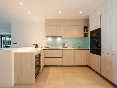 ANGSANA Beachfront Residences apartment with pool in Laguna Phuket – Photos 9